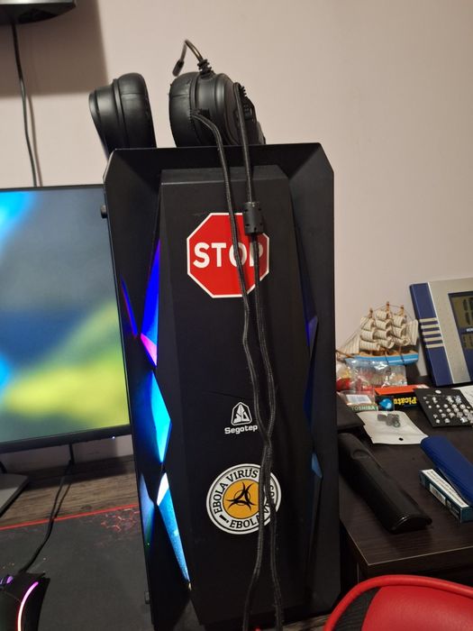 Vând calculator gaming