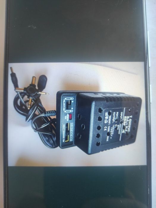 Incărcătoare cu diferite tensiuni de alimentare