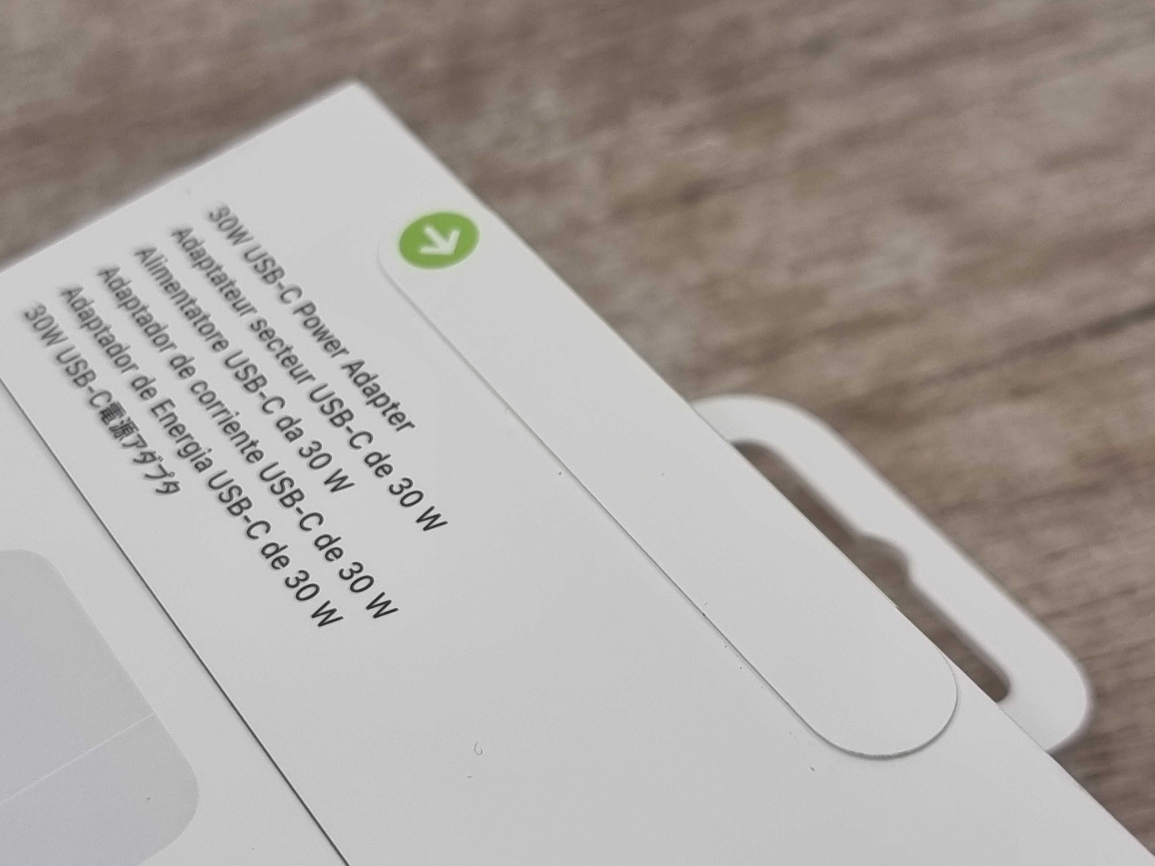 Apple Зарядно Apple USB-C -НОВО
