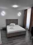 Închiriez regim hotelier apartament Mamaia - Tomis Plus (Maurer)