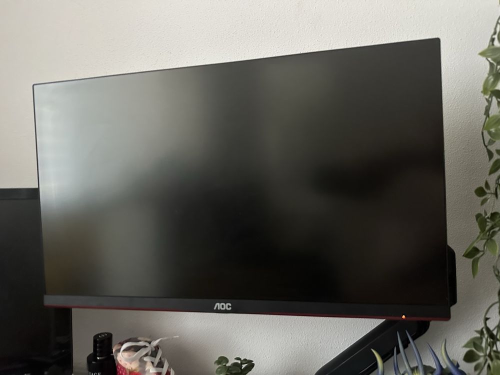 Monitor aoc  165 hz 1ms 1920x1080p