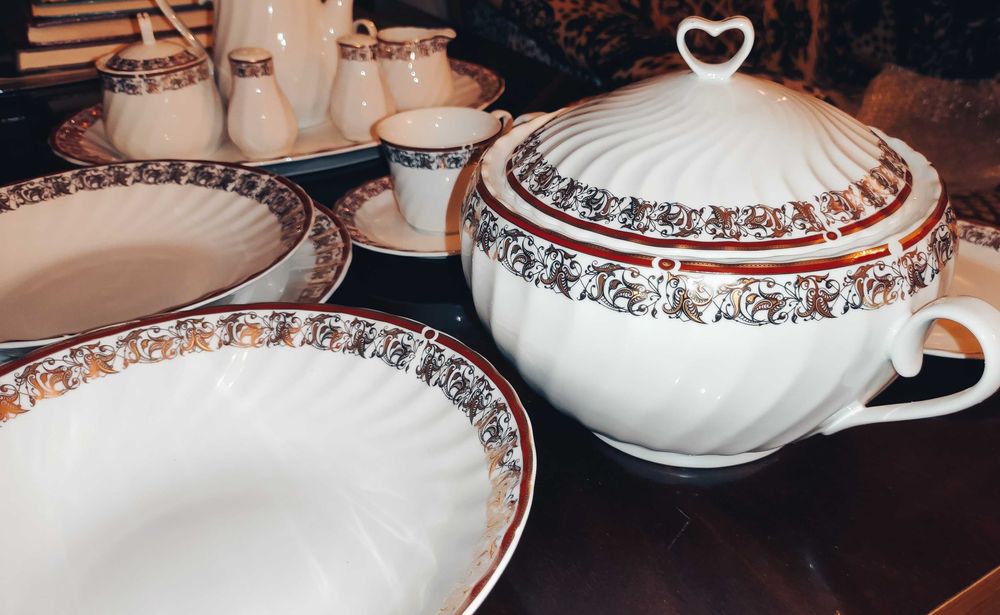 Набор посуды, 12 персон, 107 предметов, Royal Porcelain, Иран