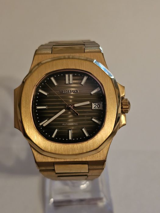 Seiko Nautilus Automatic – Ceas elegant, stilat și fiabil