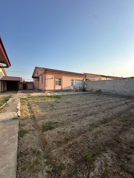 Коттедж сотилади