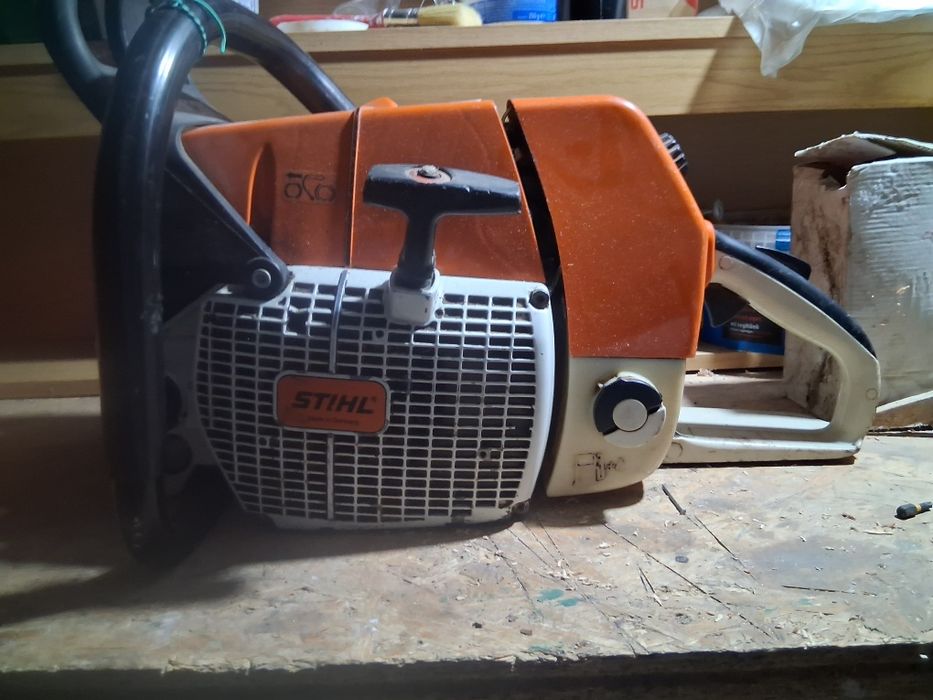 Vând STIHL 880..