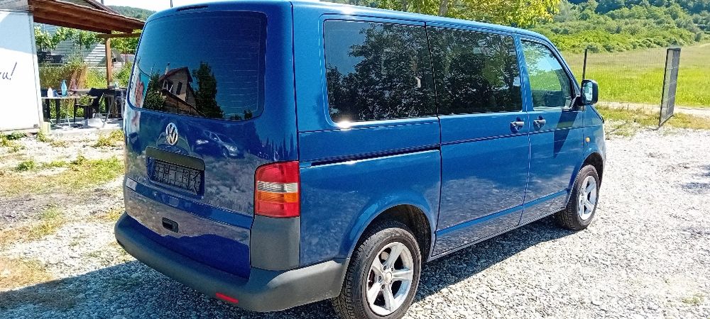 Volkswagen Transporter 1.9Tdi 8+1locuri / adus recent