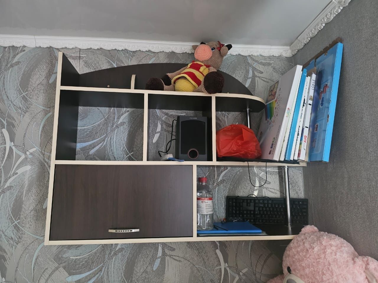 Компьютерный стол и шкафчик