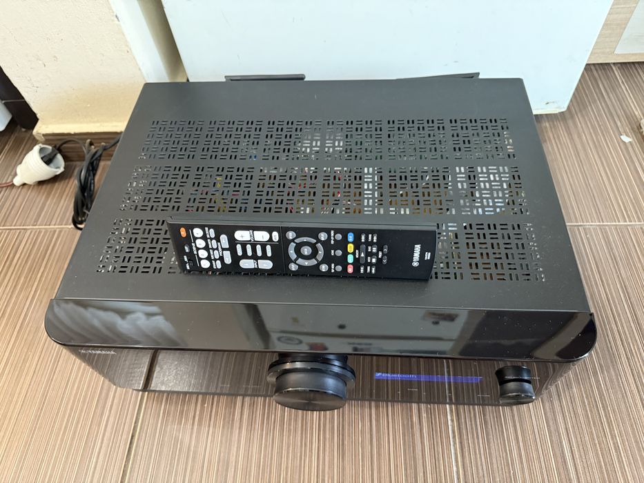Yamaha RX-V4A Bluetooh Wi fi Като нов