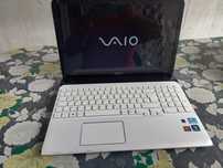 Laptop Sony Vayo i5