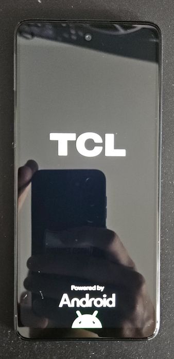 Telefon TCL 50 (din Italia)