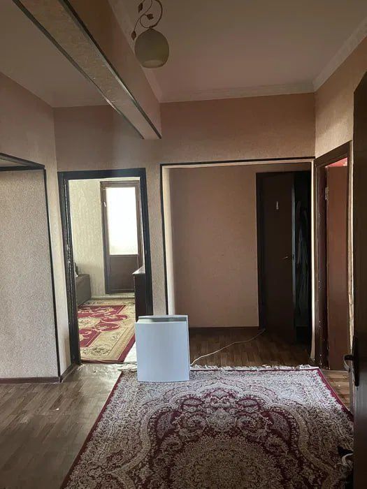 3⁴/8/9. Сергели 7. Квартира с лифтовой! Метро - 400 м.