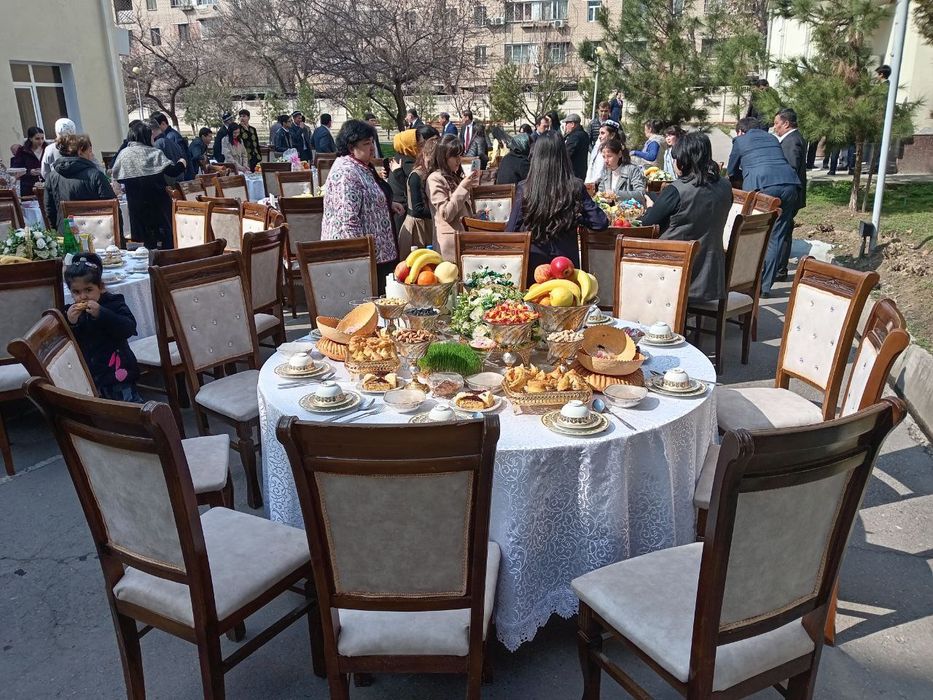 Prokat Stol Stul Pasuda Naves.Arenda Stol Stul Naves Zont Qozon Ochoq