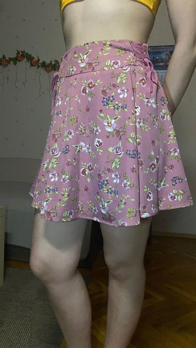 Нови/в отлично състояние поли Amisu