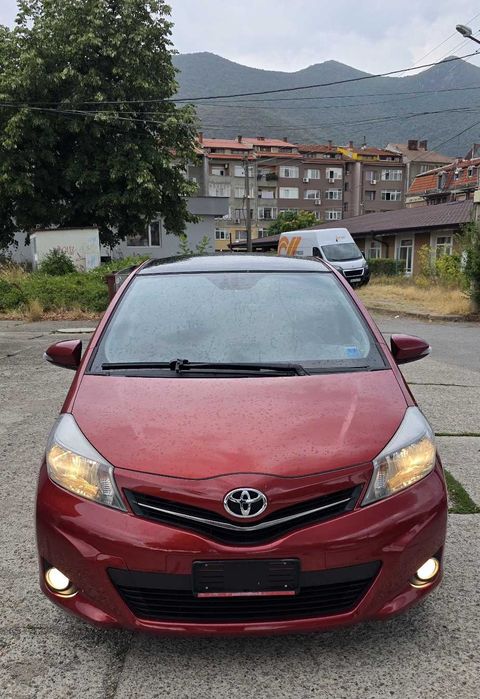 Toyota Yaris 1.4 D4D $ ПАНОРАМА $ NAVI $ Камера $ Кожа $