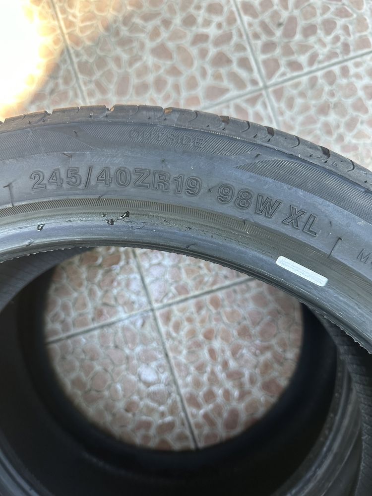 2 бр. летни гуми ARIVO ULTRA ARZ5 245/40R19 98W XL DEMO DOT23