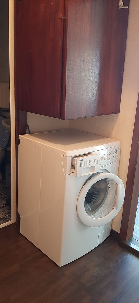 Дава се под наем Двустаен апартамент в Кърджали, Възрожденци - 45 кв.м за 201.45 € - Снимка #4
