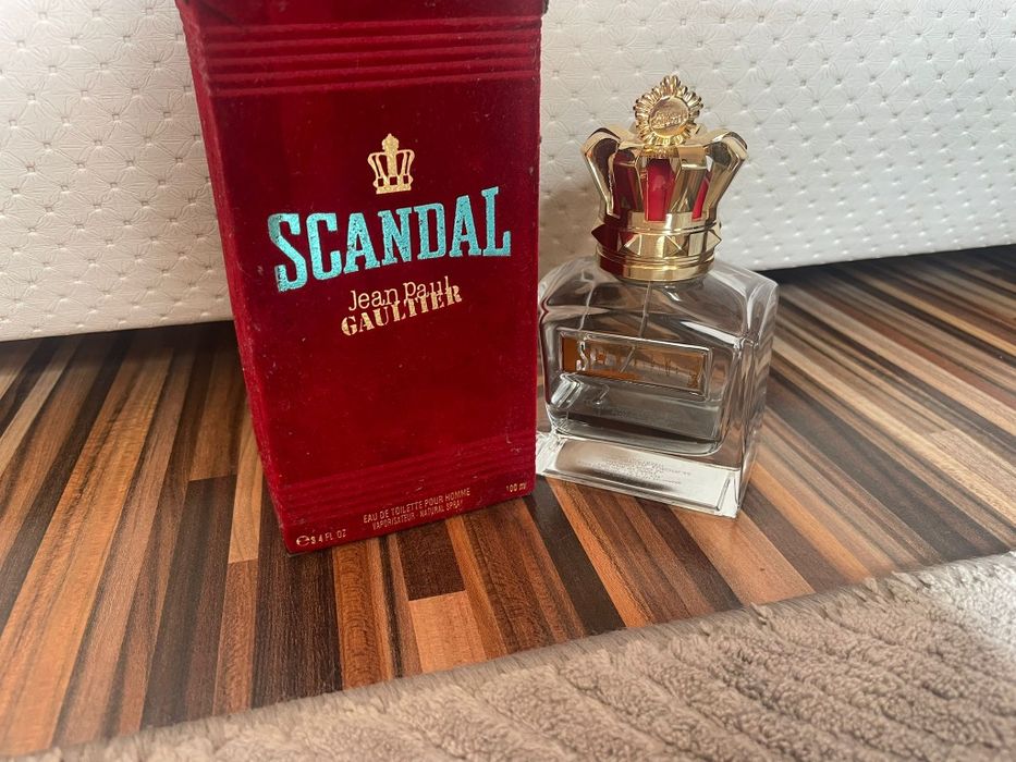 Vând parfum original Jean Paul Gaultier Pour Homme ( nu sauvage dior )