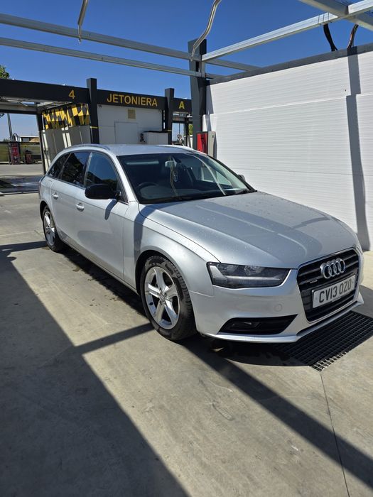 Audi A4 TDI Quattro Se S/S Volan Dreapta
AUTOMATA,