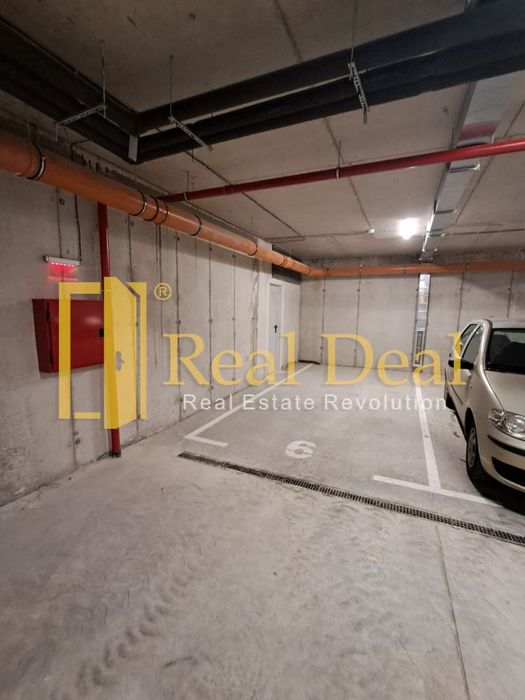 Гараж в София-Младост 4 площ 20 цена 128