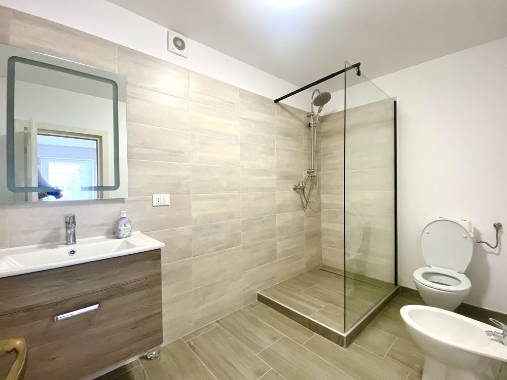Apartament cu 2 camere de inchiriat
