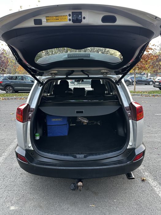 TOYOTA Rav 4 — 4x4