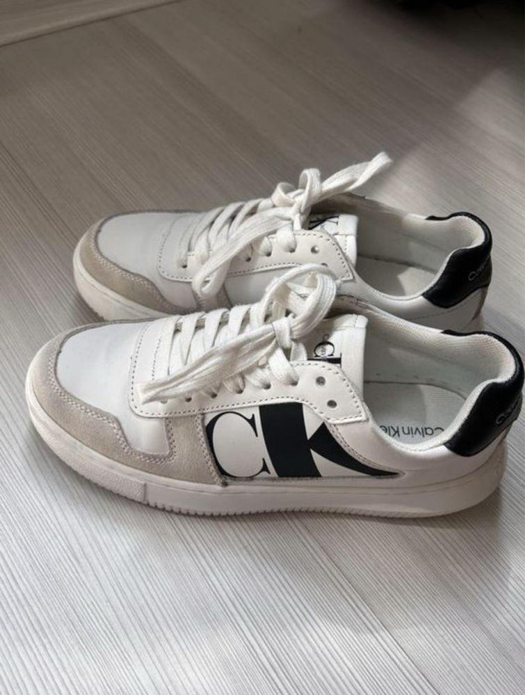 Calvin Klein кецове, Fila маратонки, Adidas low forum 37,5