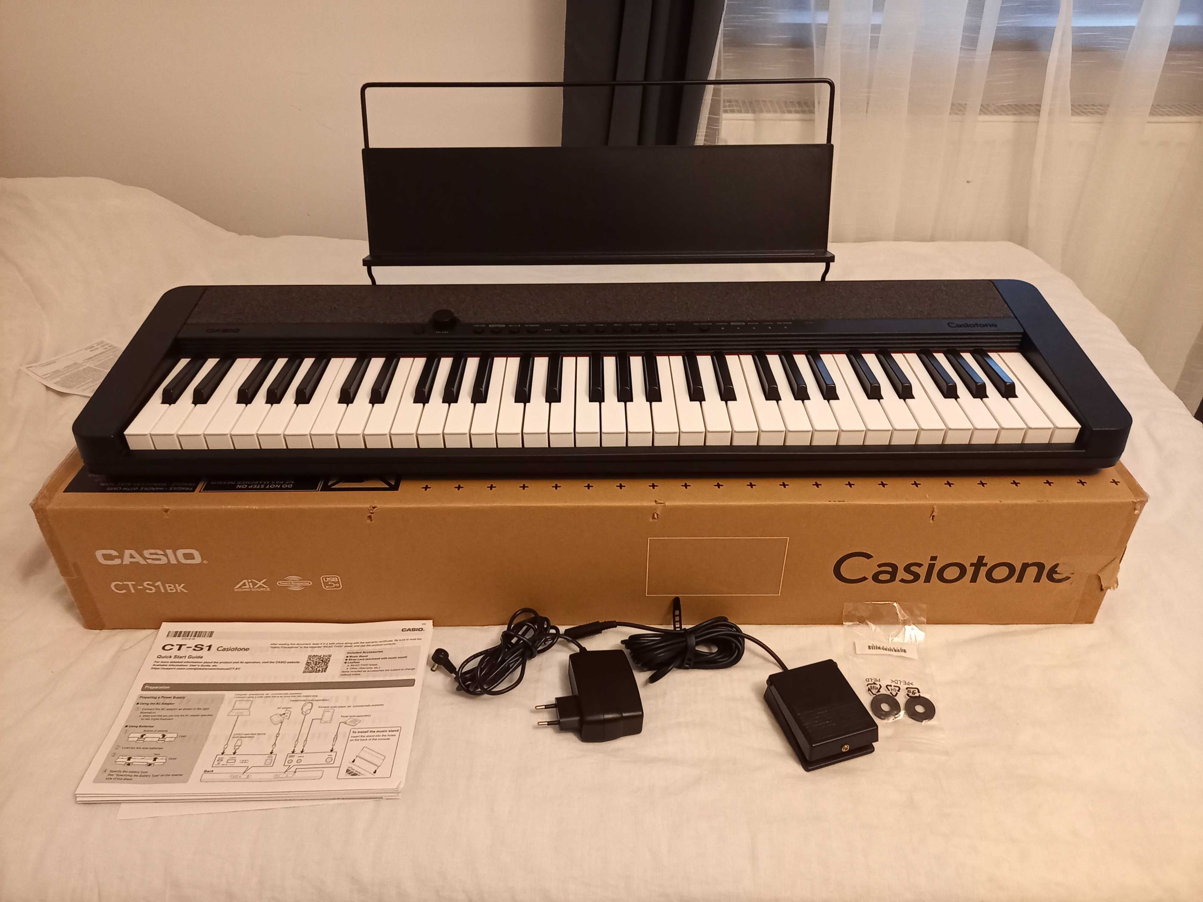Pian digital Casiotone CT-S1 BK folosit de cateva ori - ca nou