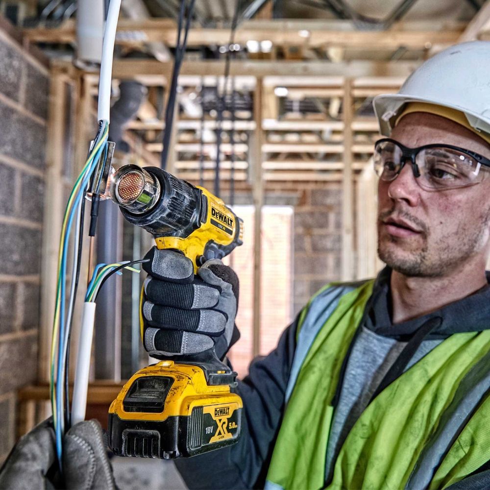 DeWALT Aкумулаторен пистолет за горещ въздух DCE530N