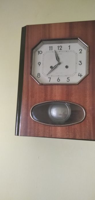 Pendula de perete veche