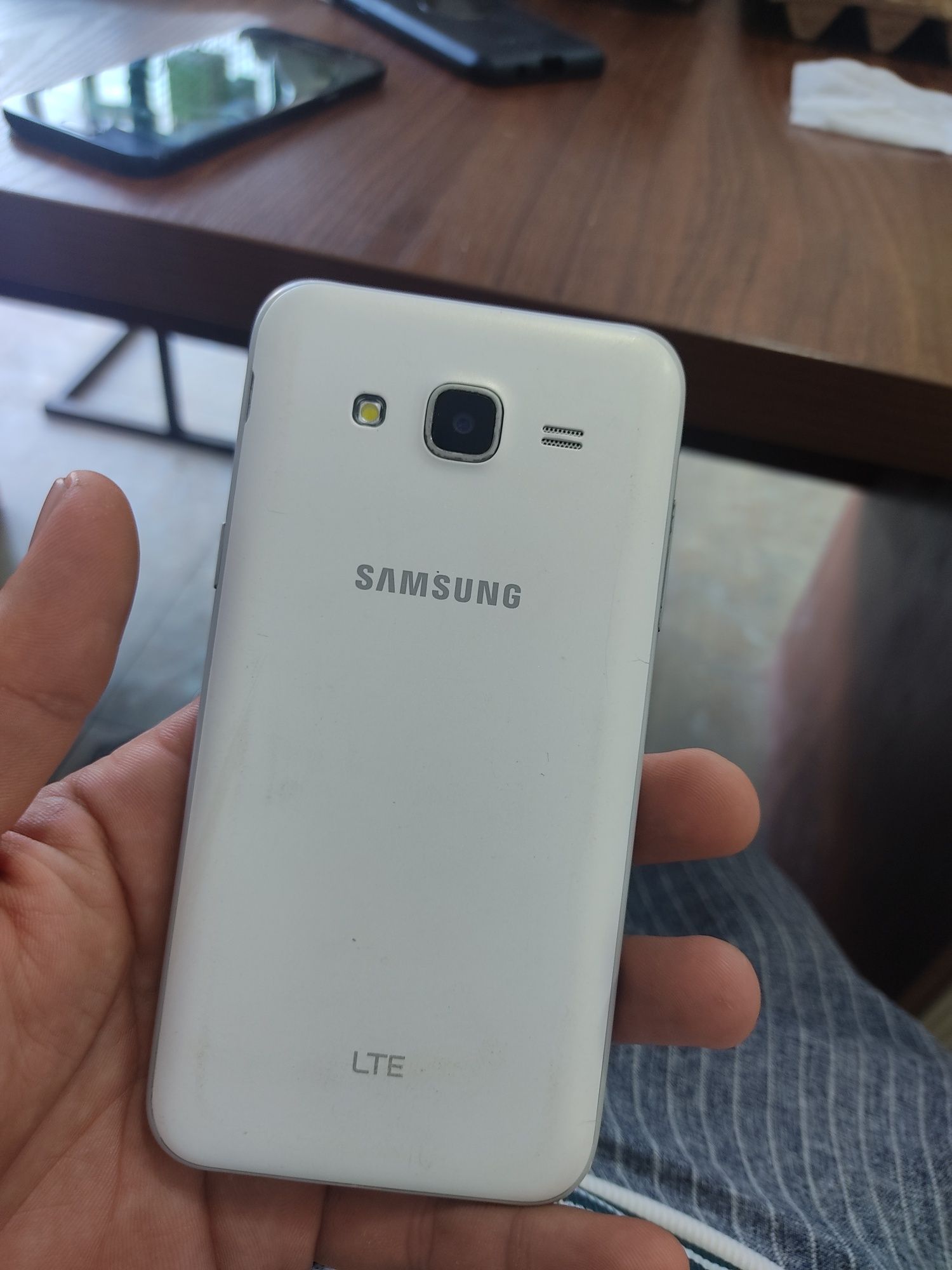 Iphone 7 128 GB idial galaxy a7 2017