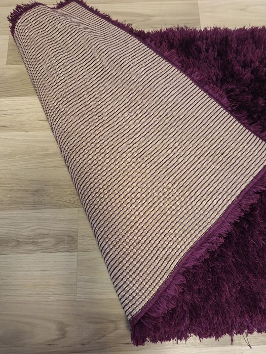 Vând set 3 covoare shaggy mov.