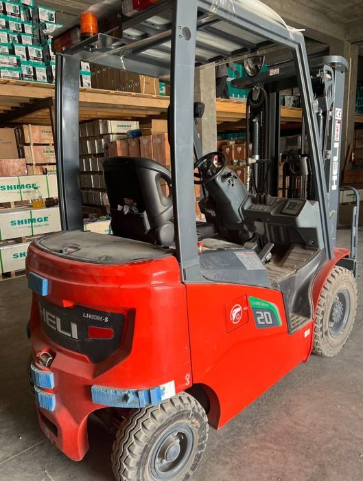 Вылочный погрузчик електрически кара подьёмник  heli kara elektro