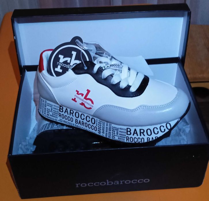 Кроссовки женские Roccobarocco