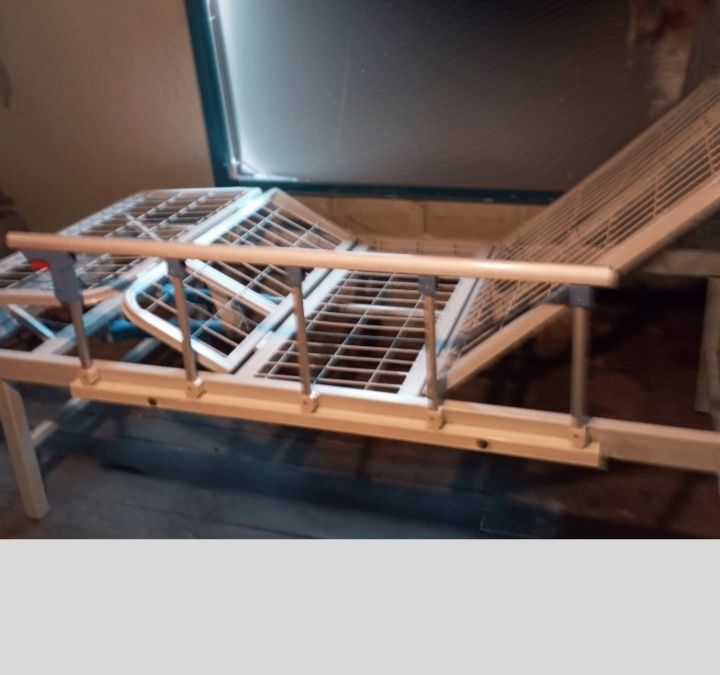 Кровать для лежачих больных