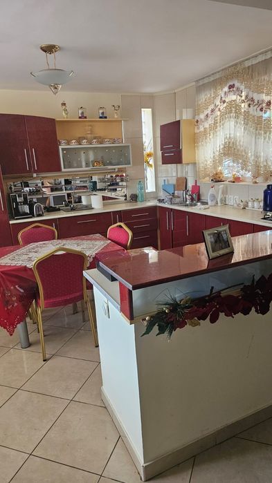 Închirieri casa, str Branduselor