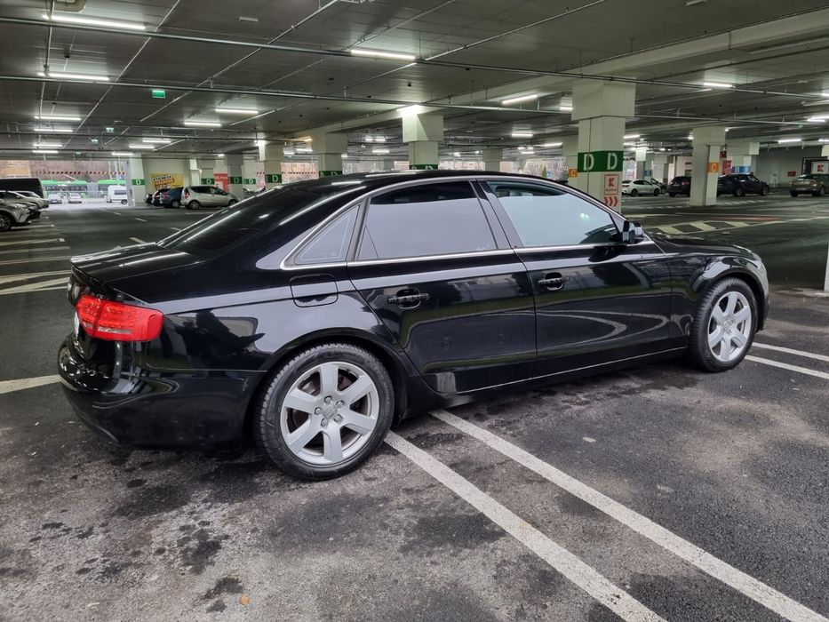 Audi A4 B8 2010.