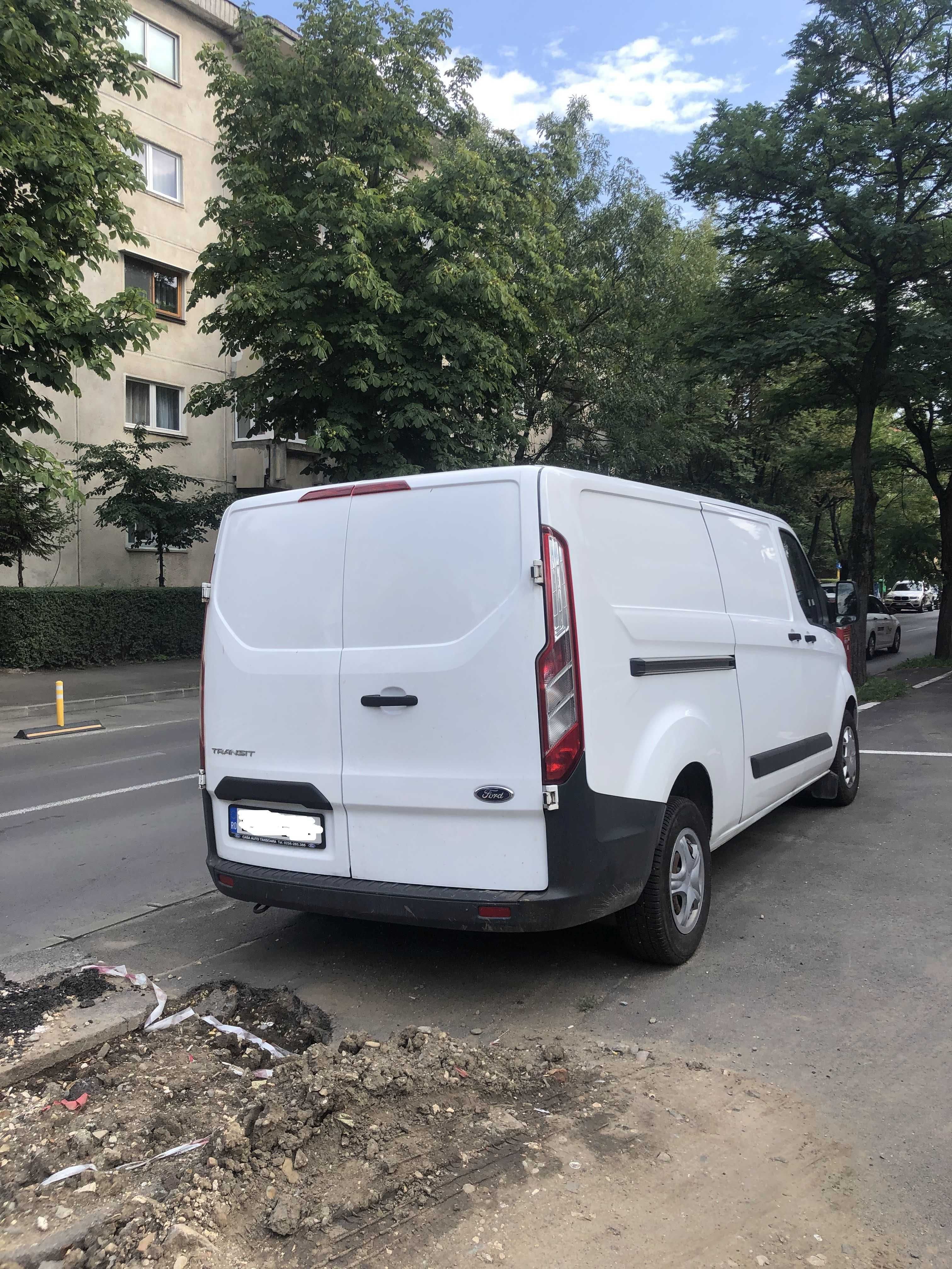 Inchiriez duba Ford Transit Custom, fara sofer