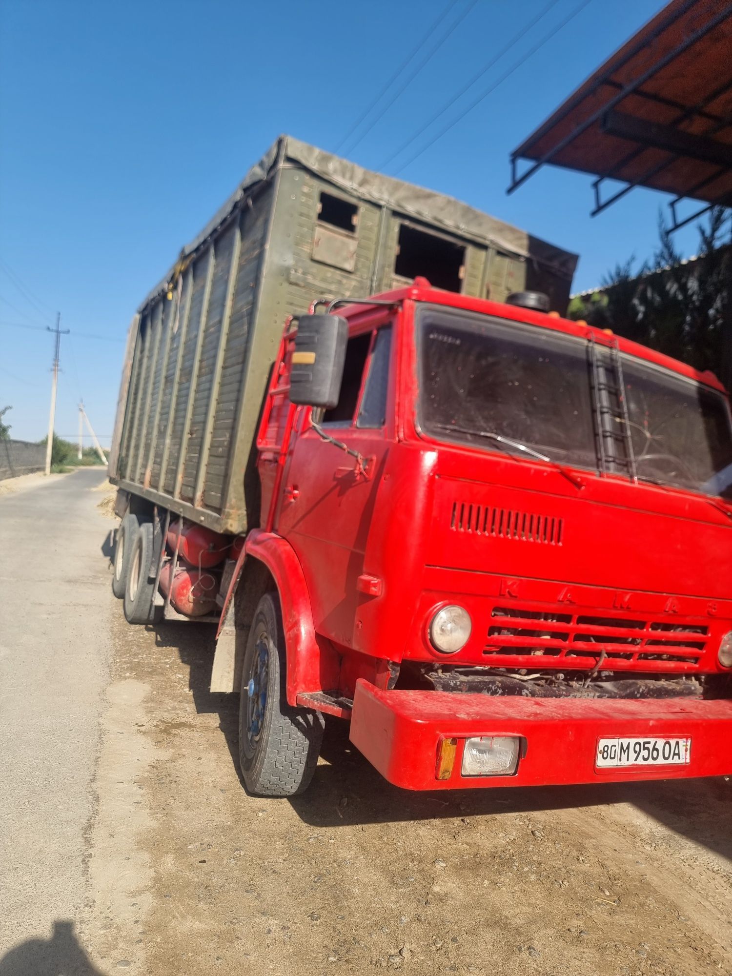 Kamaz bortavoy metan