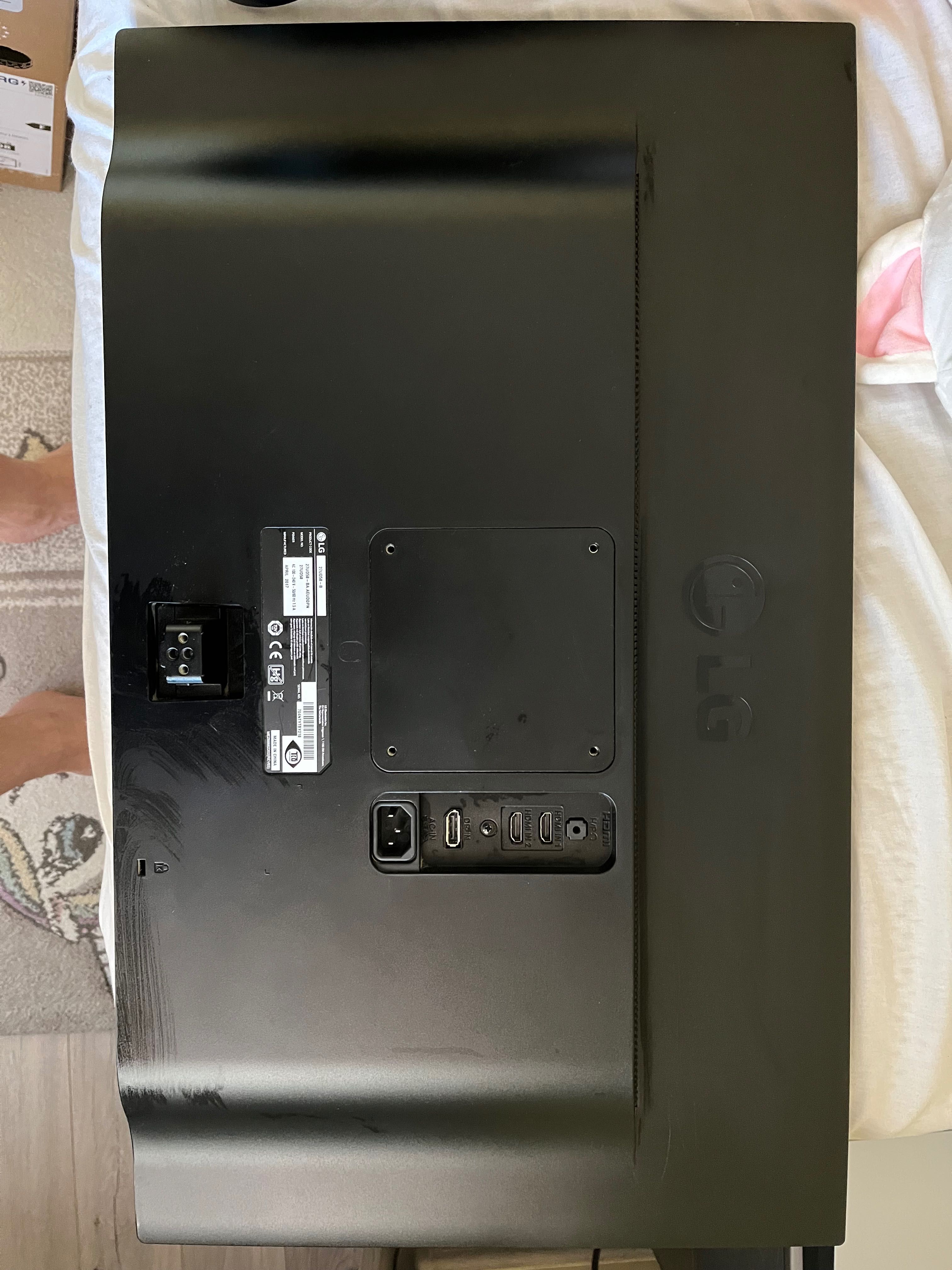 Монитор LG 27UD58-B