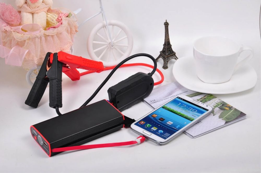 Поуэрбанк для машин и телефонов