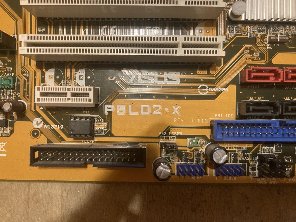 Placa de baza ASUS P5LD2-X/1333