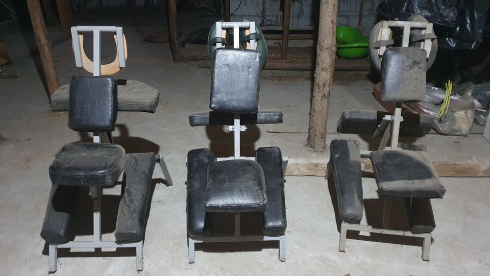 3 scaune masaj vintage