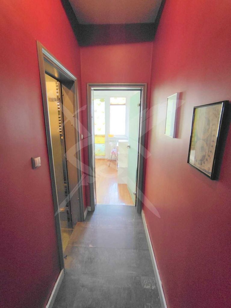 Дава се под наем Тристаен апартамент в София, Център - 65 кв.м за 650 € - Снимка #14