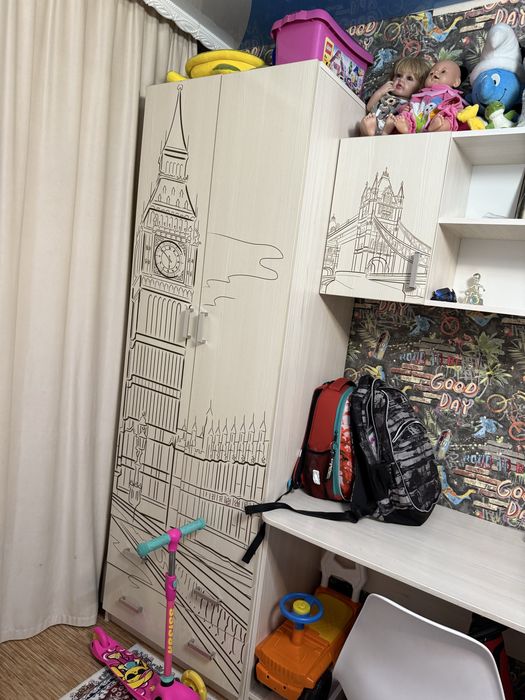 Подростковый гарнитур в идеальном состоянии