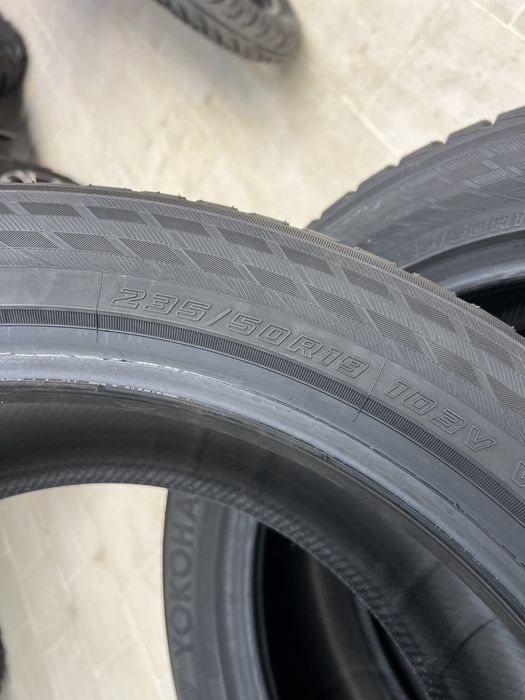 YOKOHAMA BluEarth Winter V905 nerulate