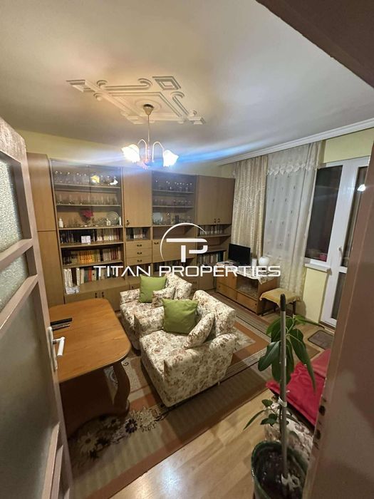 Двустаен апартамент, под наем, Център