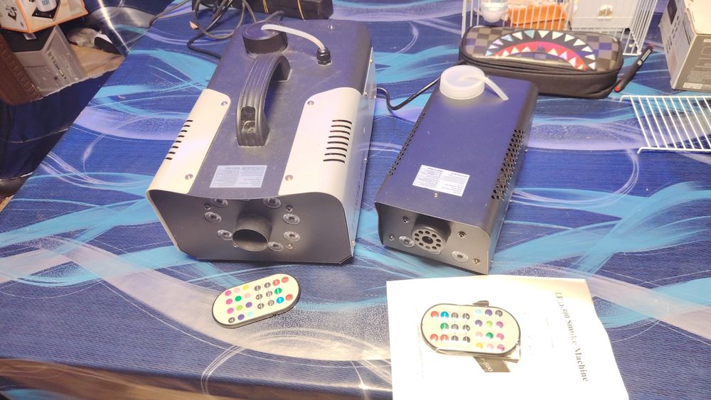 Mașină de fum cu lumini