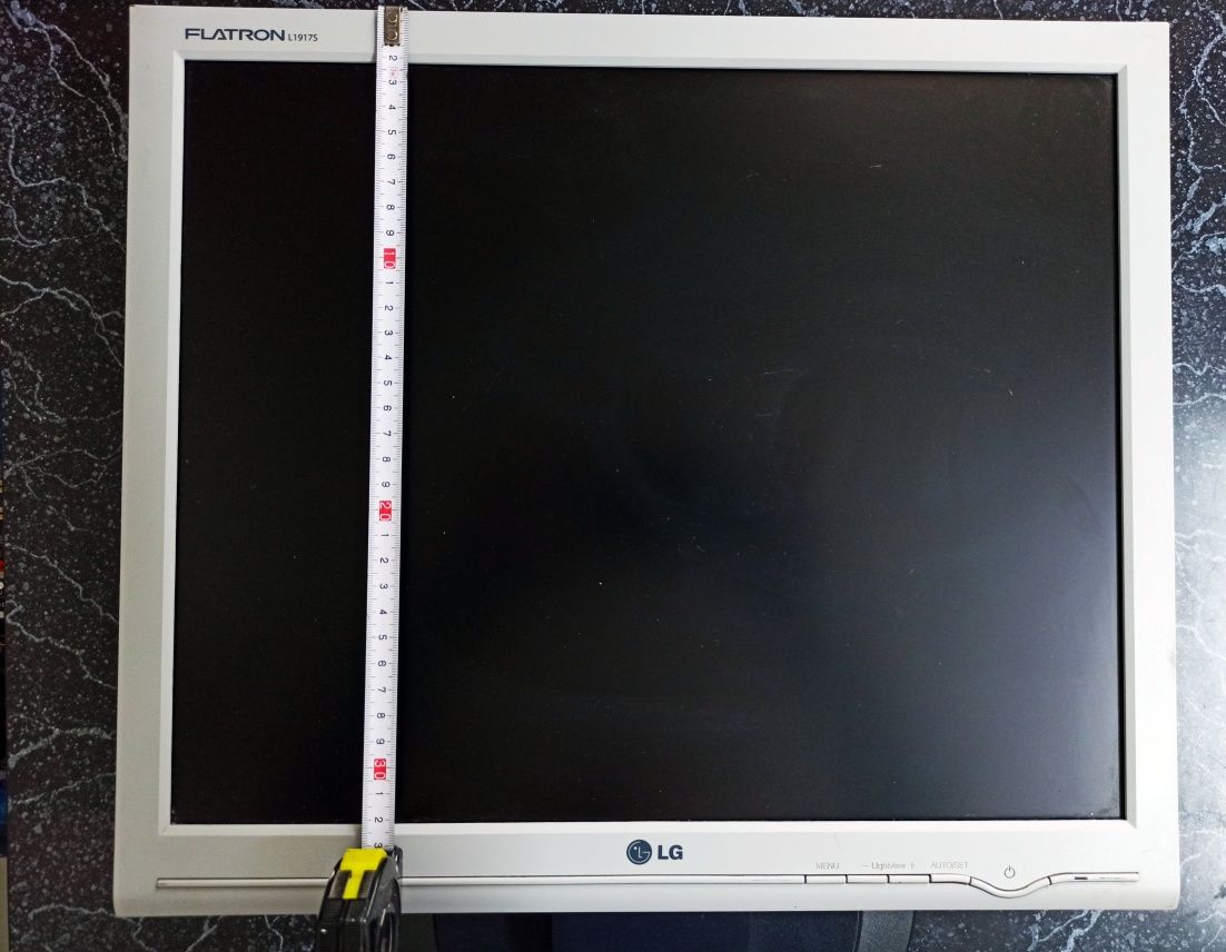 Vand monitor LG Flatron