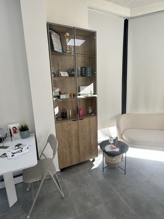 Дизайнерска витрина - шкаф