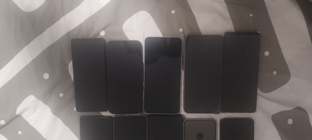 vand lot de telefoane engross